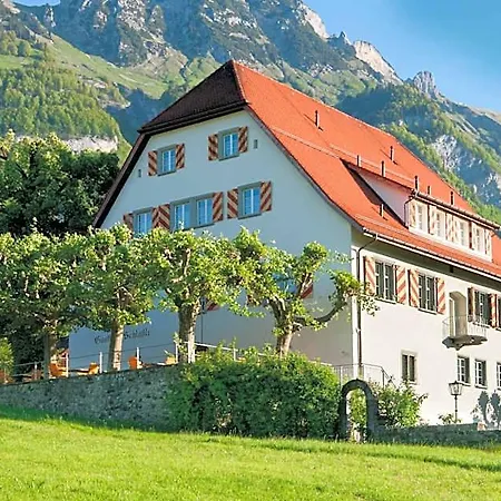 Otel Restaurant Schloessli Sax 3*